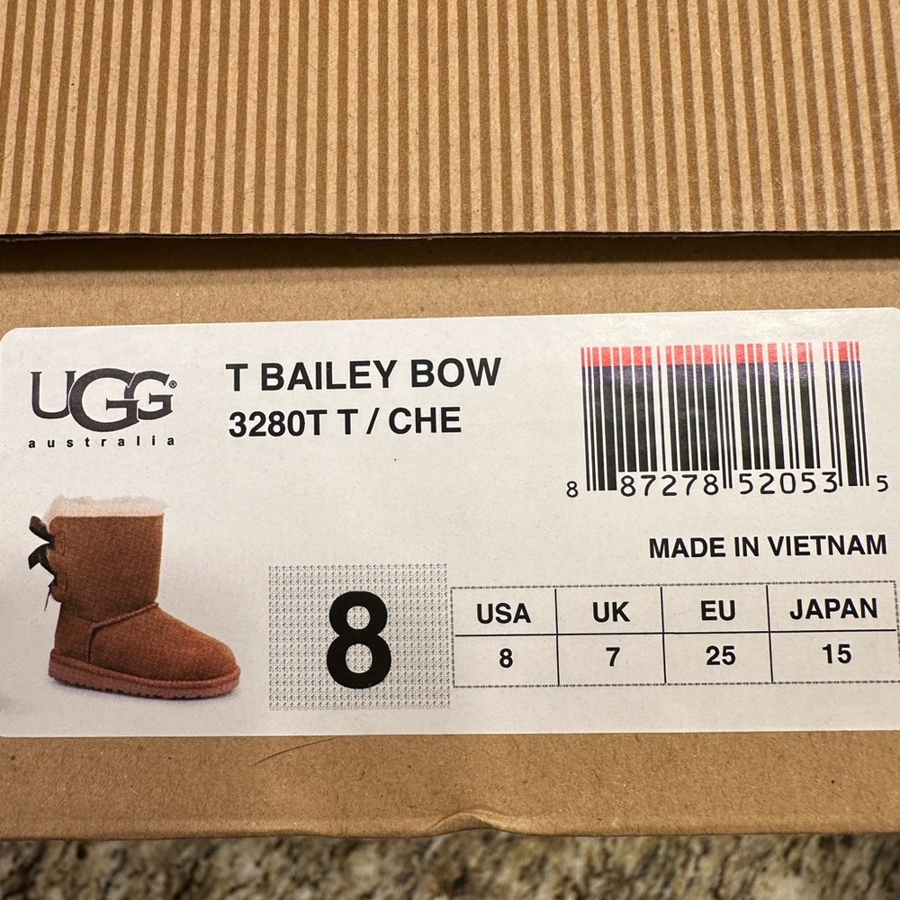 Ugh Bailey bow boot - Picture 4 of 4